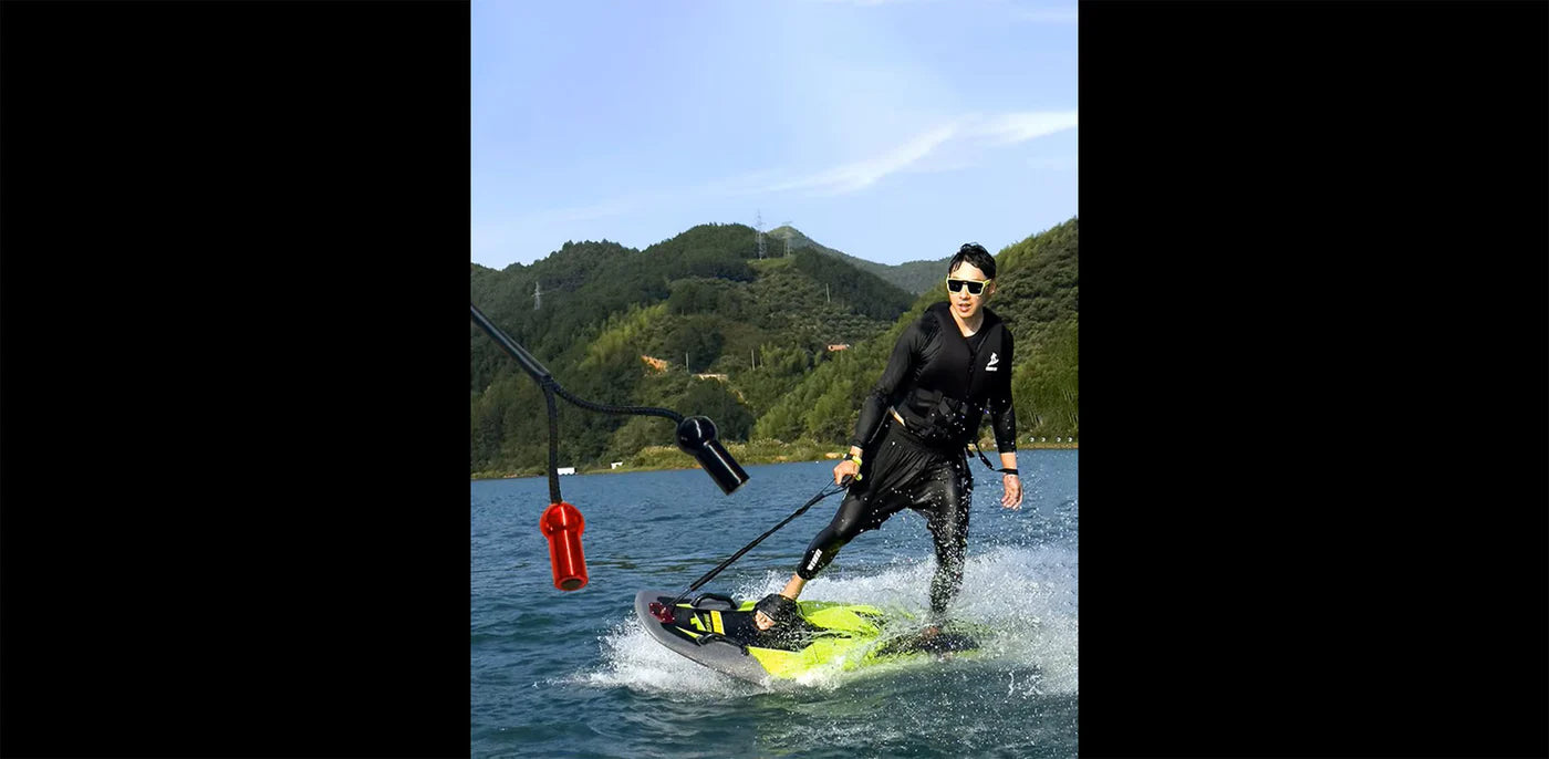 SeaBlastR Wave 12KW Jet-Powered Surfboard