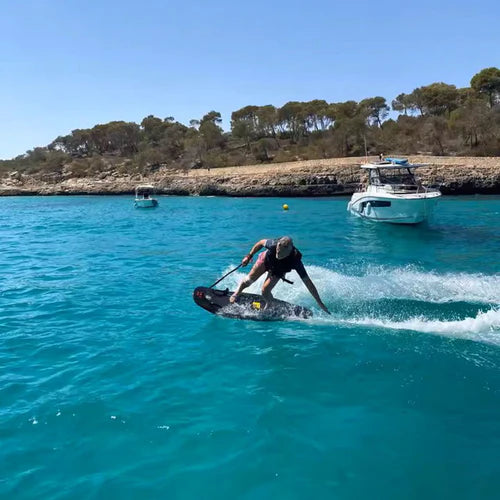 SeaBlastR Storm 12 – Jet-Powered Surfboard